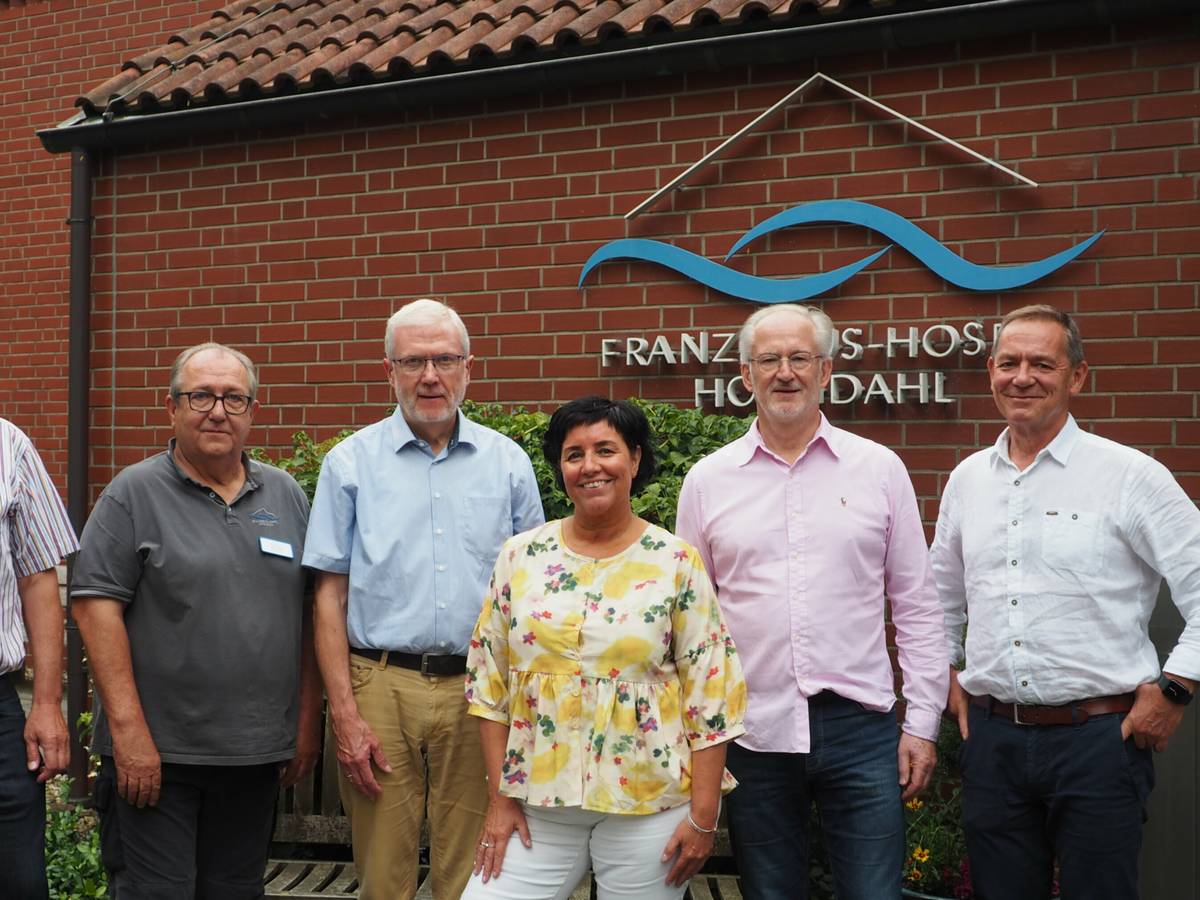Franziskus-Hospiz freut sich über Photovoltaikanlage